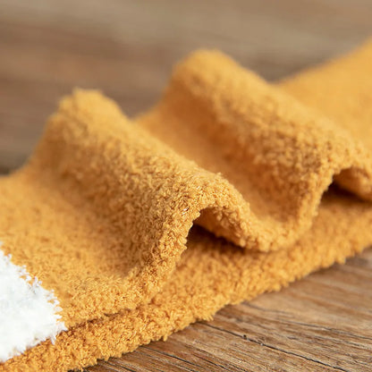 Cat paw socks non slip sole detail