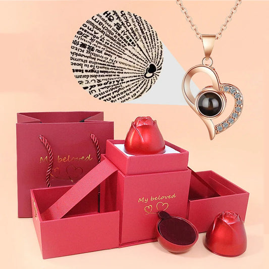 Projection necklace I love you in 100 languages